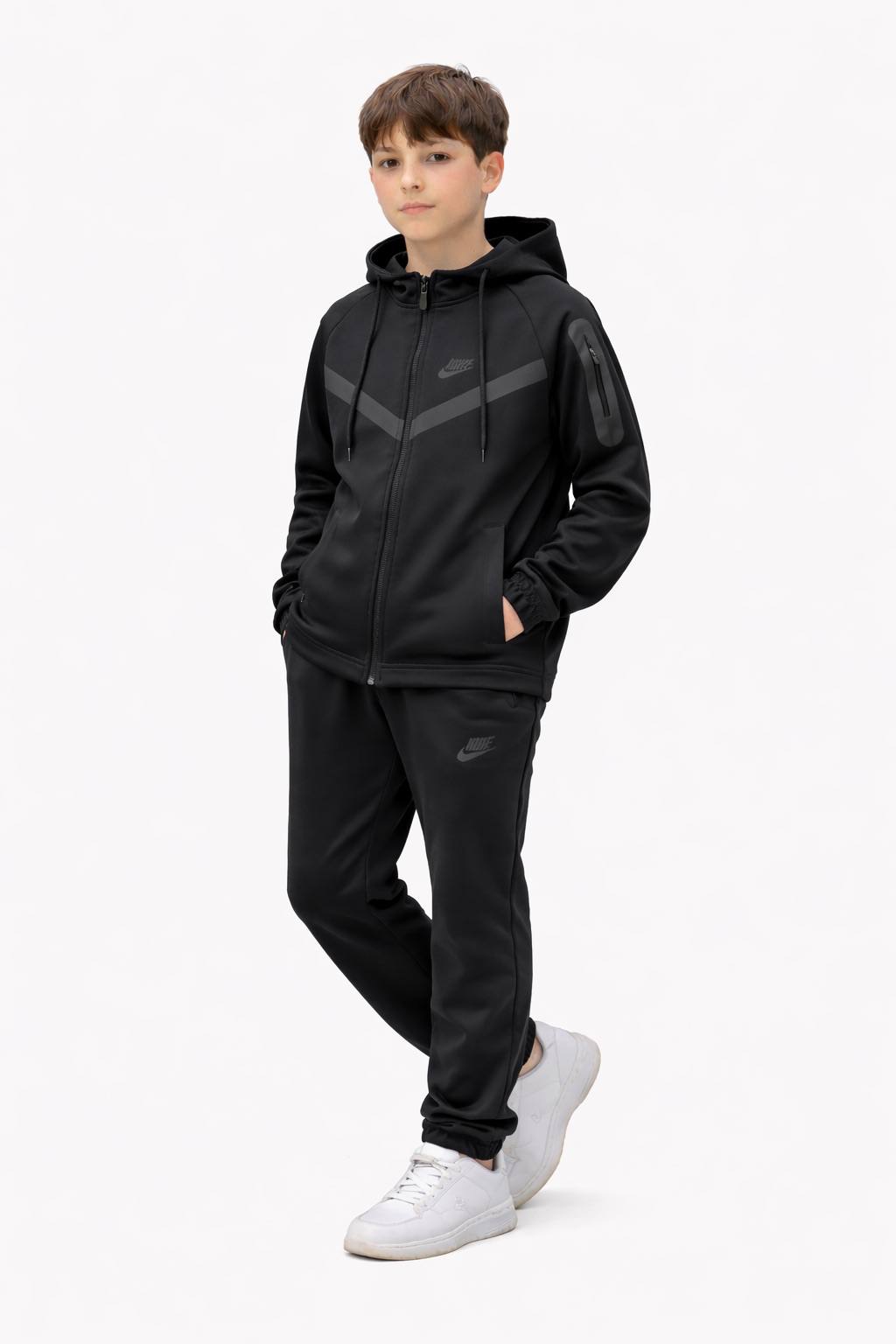 Ensemble Nike Tech enfant 10 /18 ans